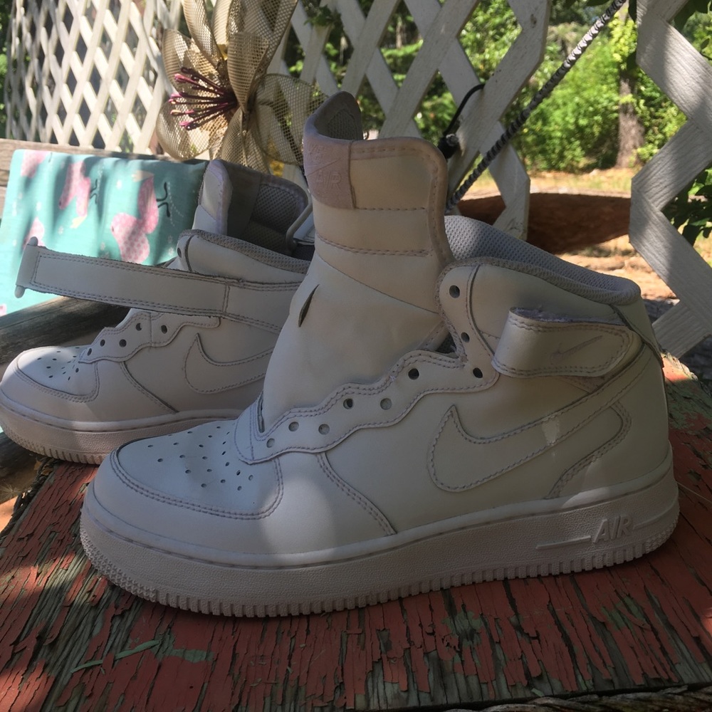 Nike Air Force One. White High Top is hot hot hot!